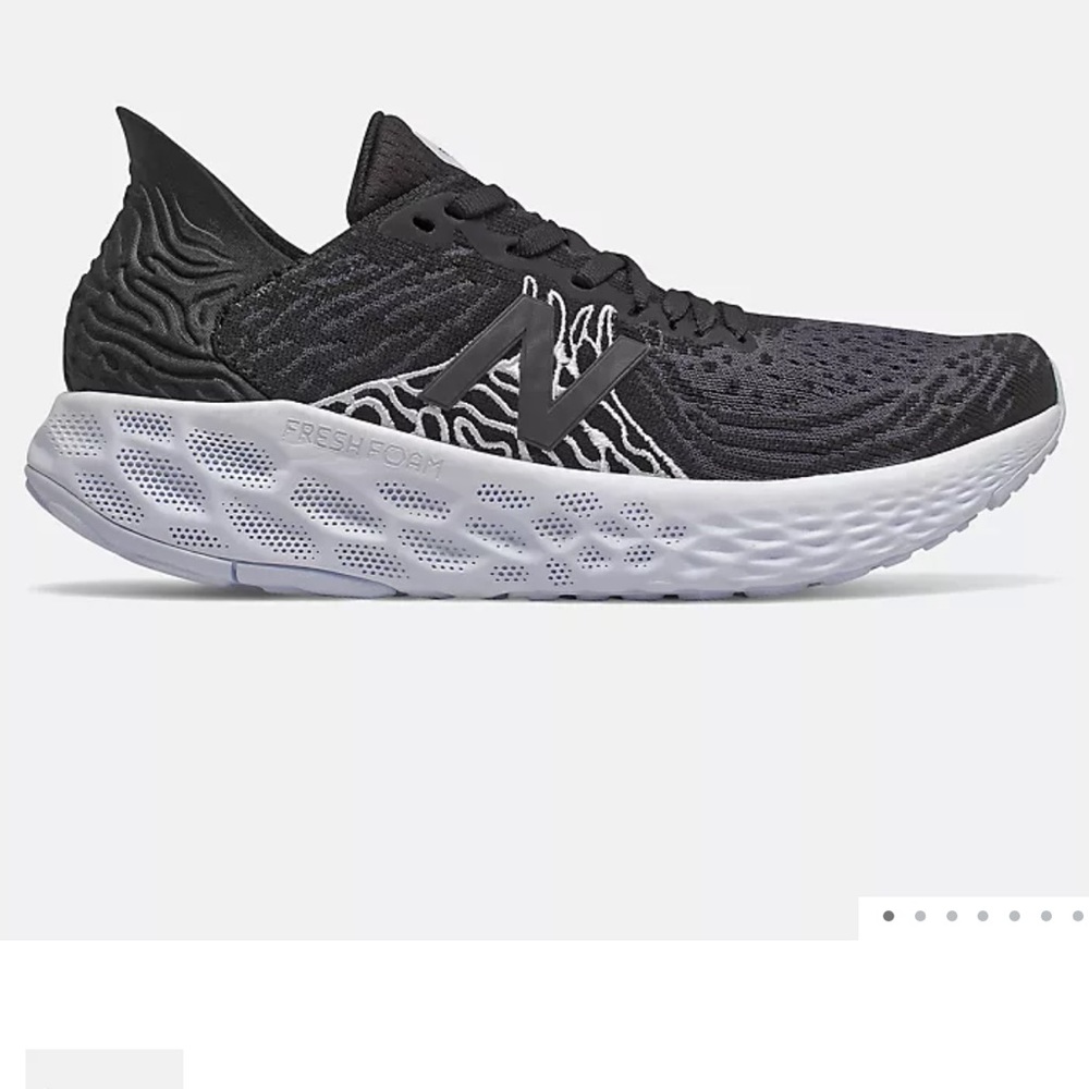 Women’s New Balance Fresh Foam 1080 10 Black white outerspace running shoe